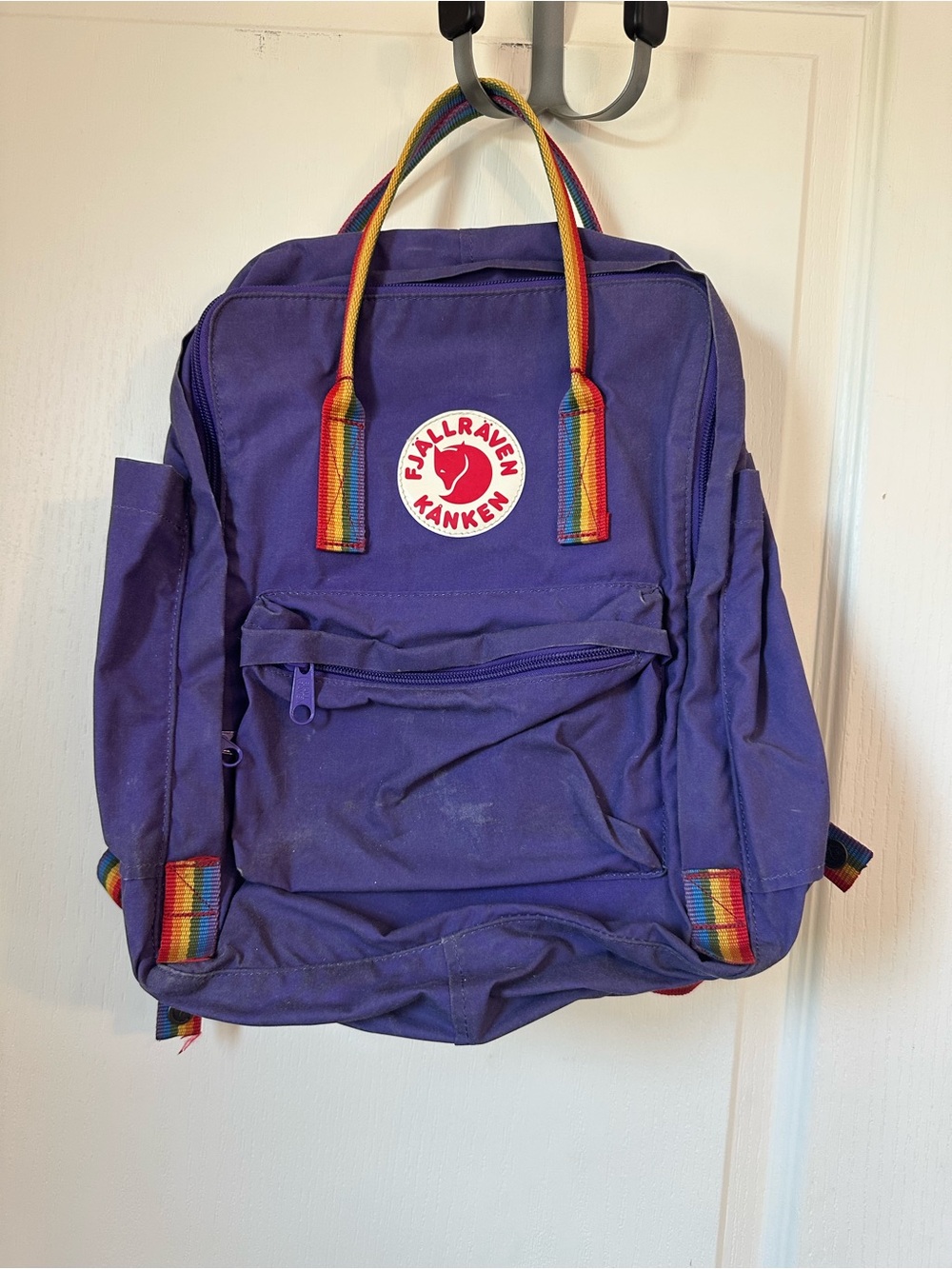 Fjallraven Kånken Backpack in Purple with Rainbow Straps